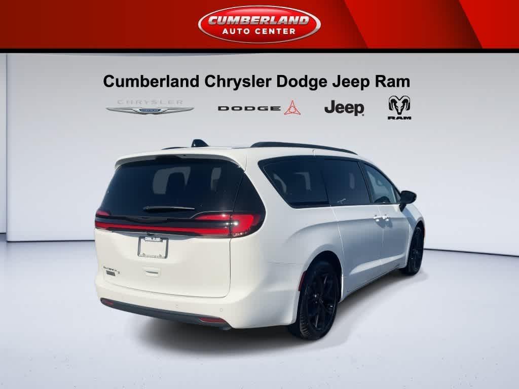 new 2026 Chrysler Pacifica car, priced at $47,597