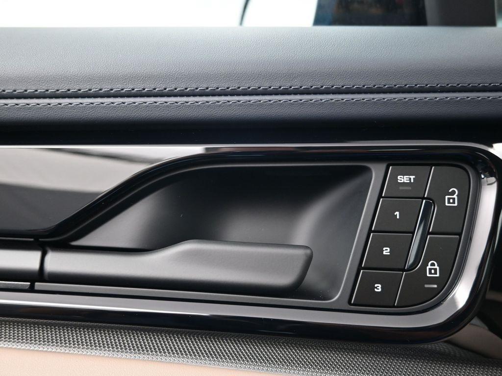 new 2026 Porsche Panamera car, priced at $137,900