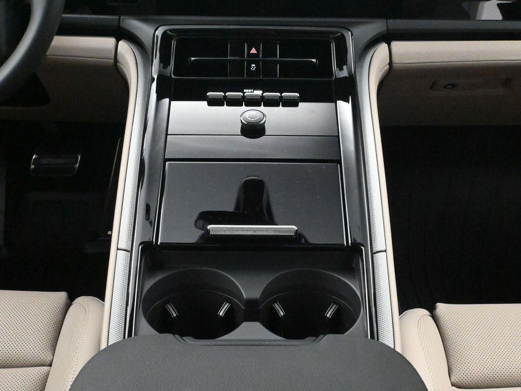 new 2026 Porsche Panamera car, priced at $128,410