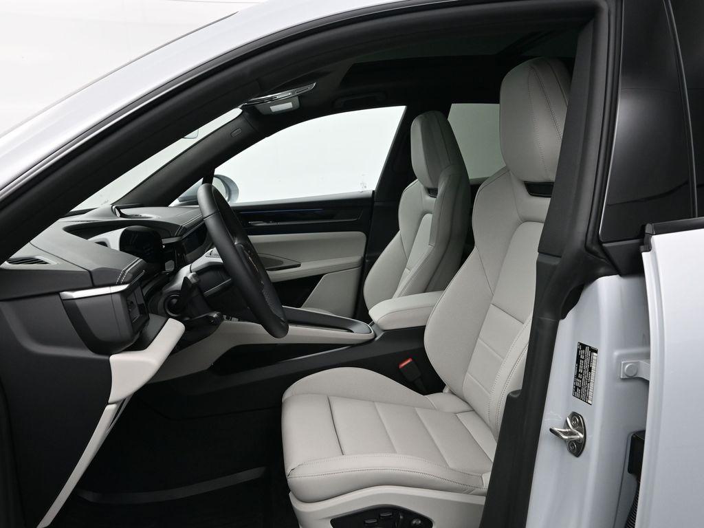 new 2025 Porsche Macan car, priced at $106,075