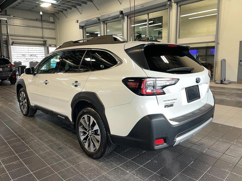 used 2025 Subaru Outback car, priced at $39,999