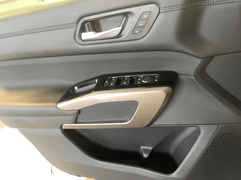 used 2025 Nissan Pathfinder car, priced at $44,999