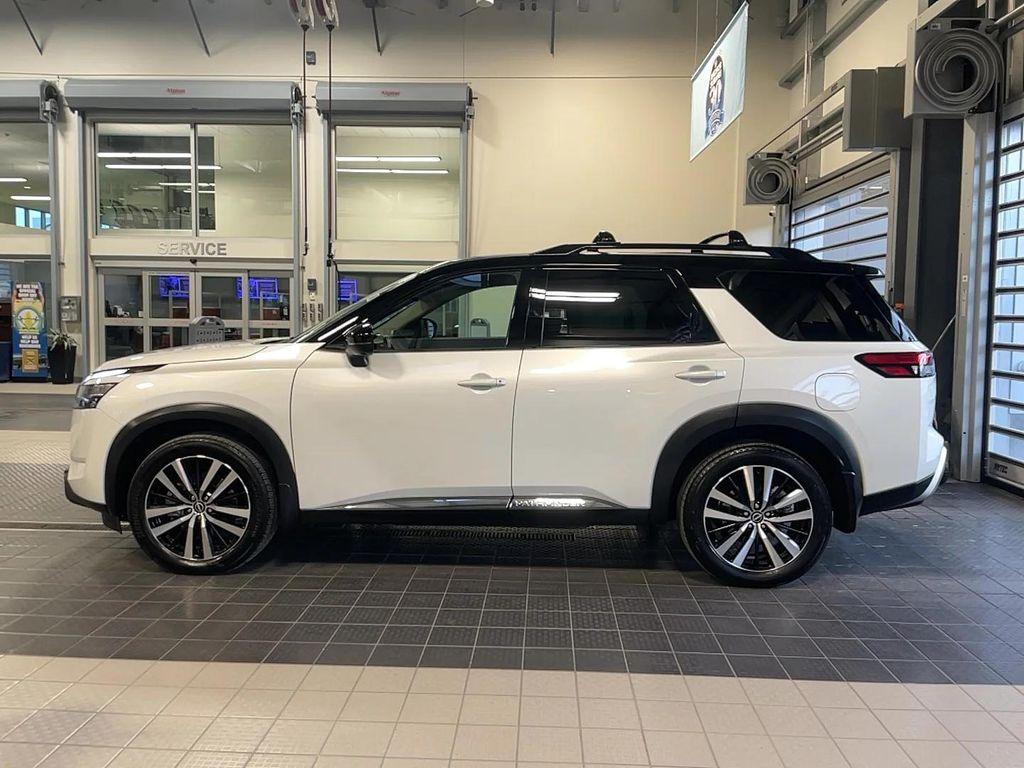 used 2025 Nissan Pathfinder car, priced at $44,999
