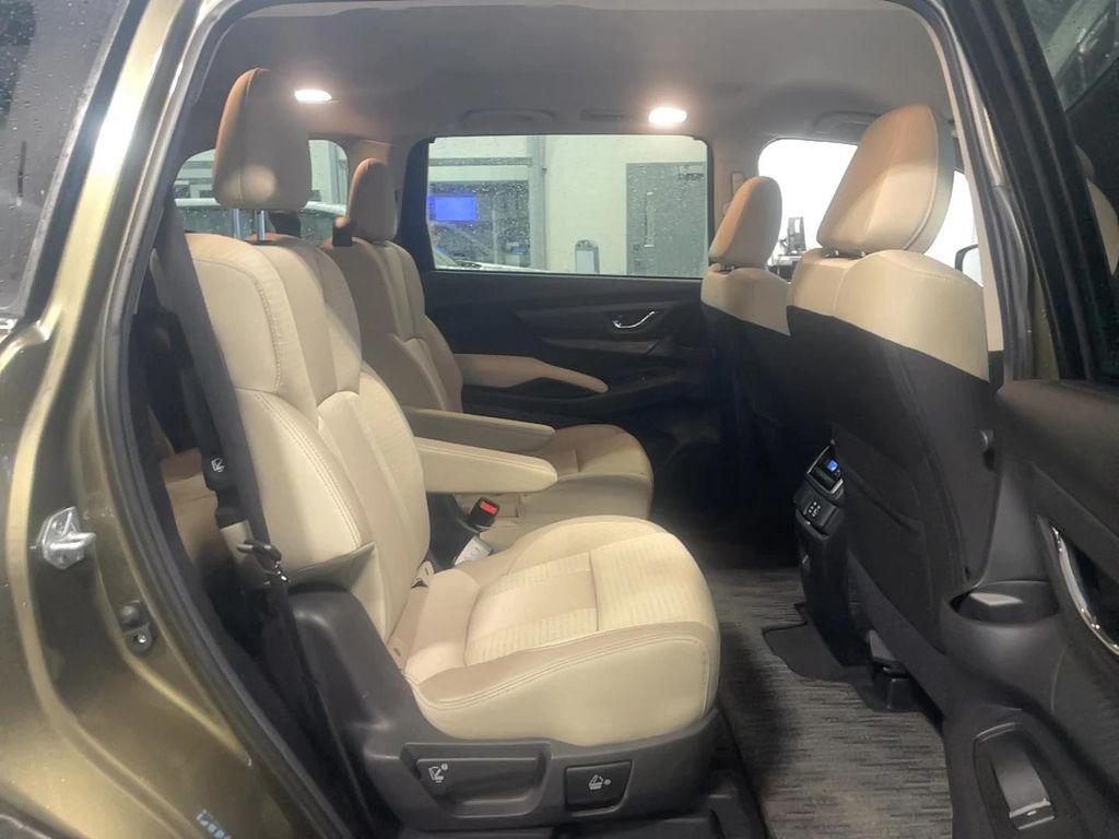 used 2024 Subaru Ascent car, priced at $30,999