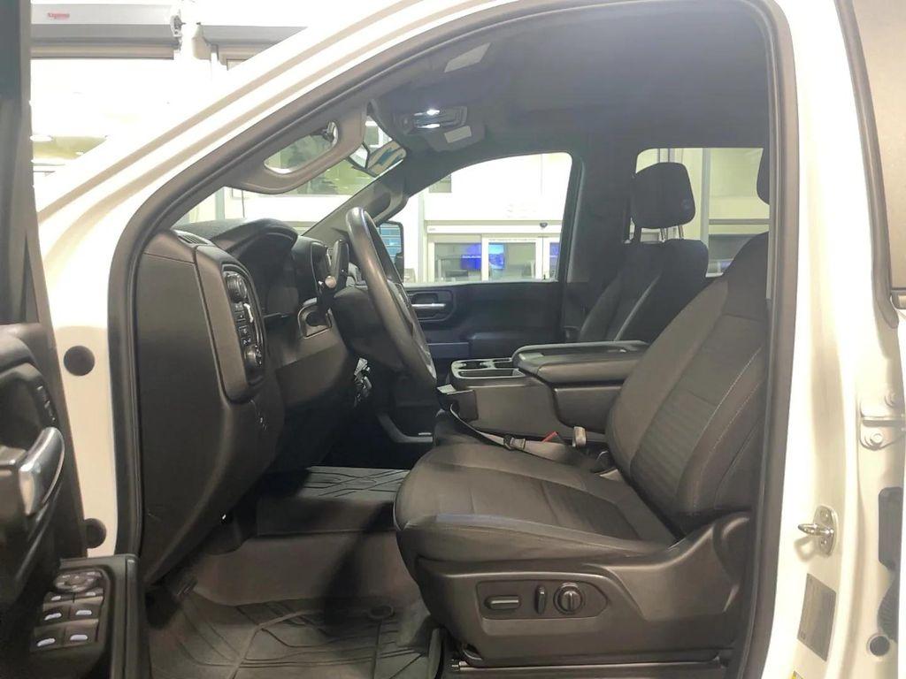 used 2022 Chevrolet Silverado 2500 car, priced at $39,991