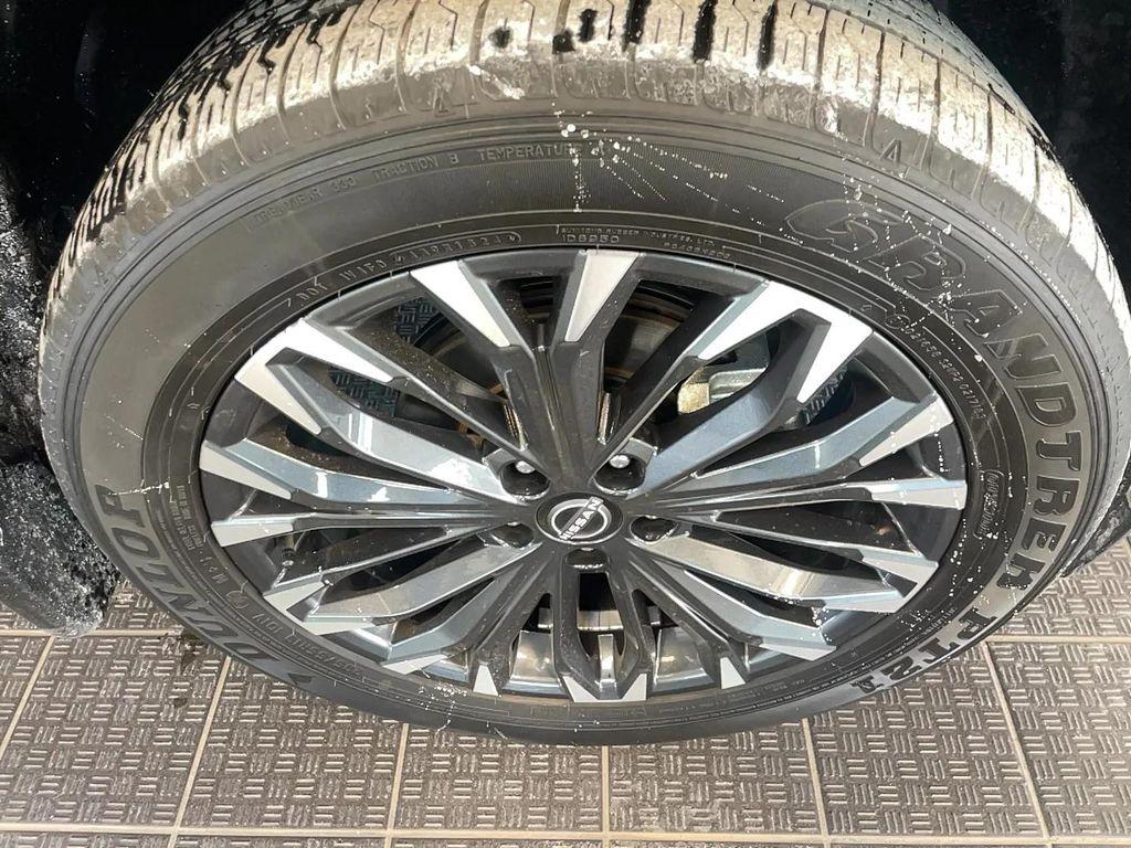 used 2024 Nissan Rogue car, priced at $32,901