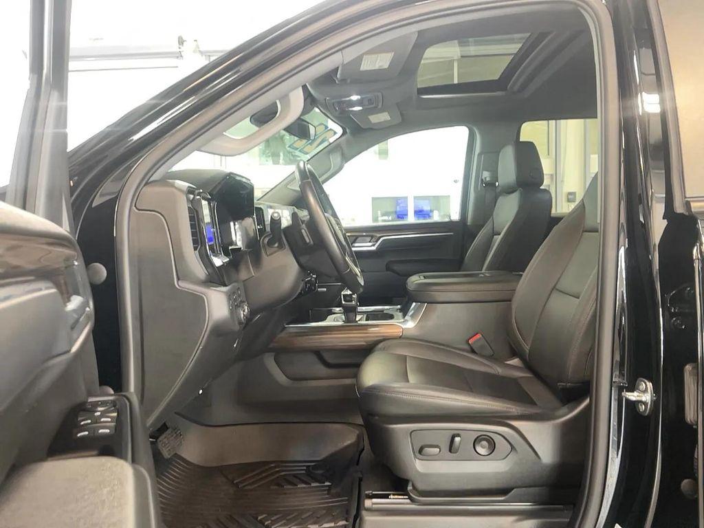 used 2022 Chevrolet Silverado 1500 car, priced at $48,941