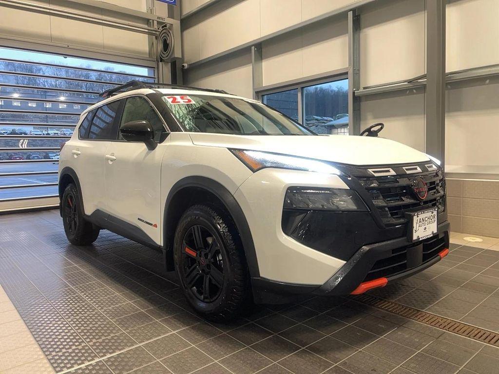 used 2025 Nissan Rogue car, priced at $32,999