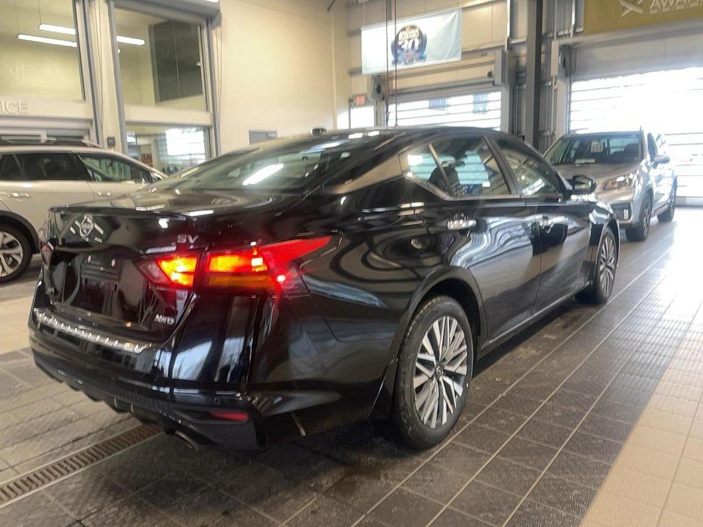 used 2023 Nissan Altima car, priced at $20,921