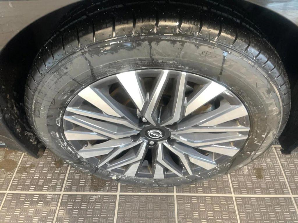 used 2023 Nissan Altima car, priced at $20,921