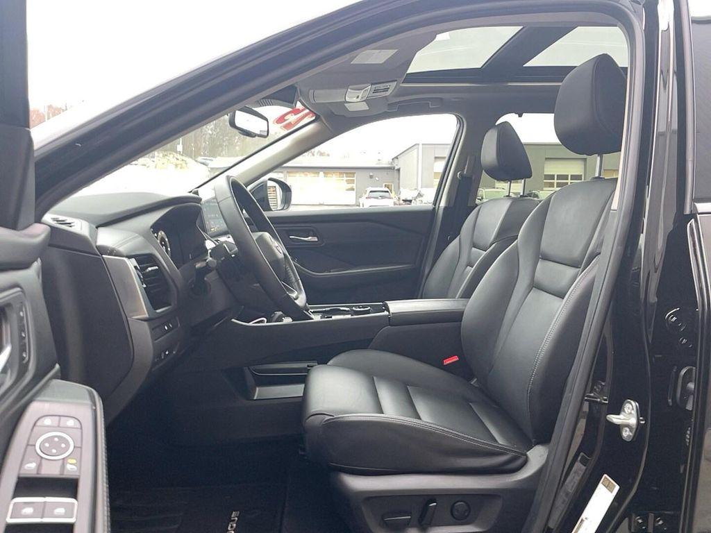 used 2025 Nissan Rogue car, priced at $34,921