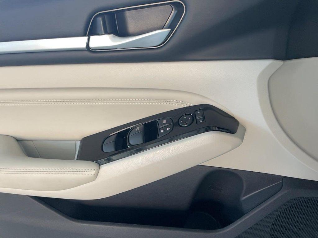 used 2023 Nissan Altima car, priced at $27,901