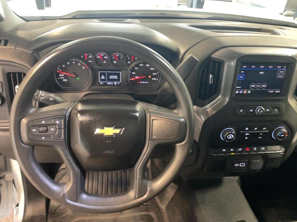 used 2024 Chevrolet Silverado 1500 car, priced at $25,921