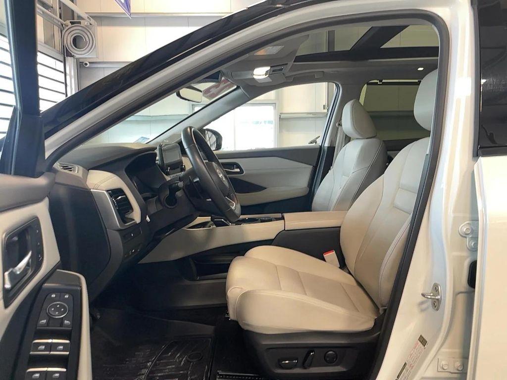 used 2023 Nissan Rogue car, priced at $27,921