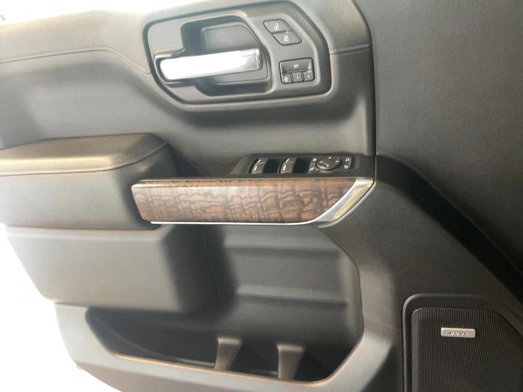 used 2022 GMC Sierra 1500 car, priced at $43,821