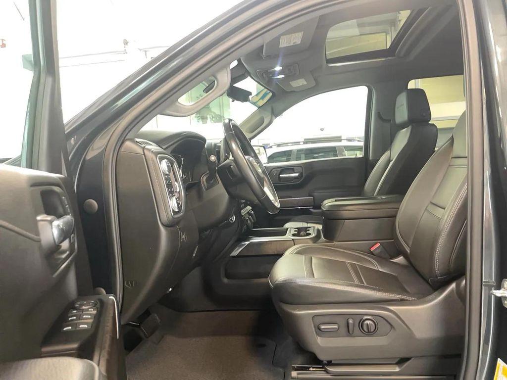 used 2022 GMC Sierra 1500 car, priced at $43,821