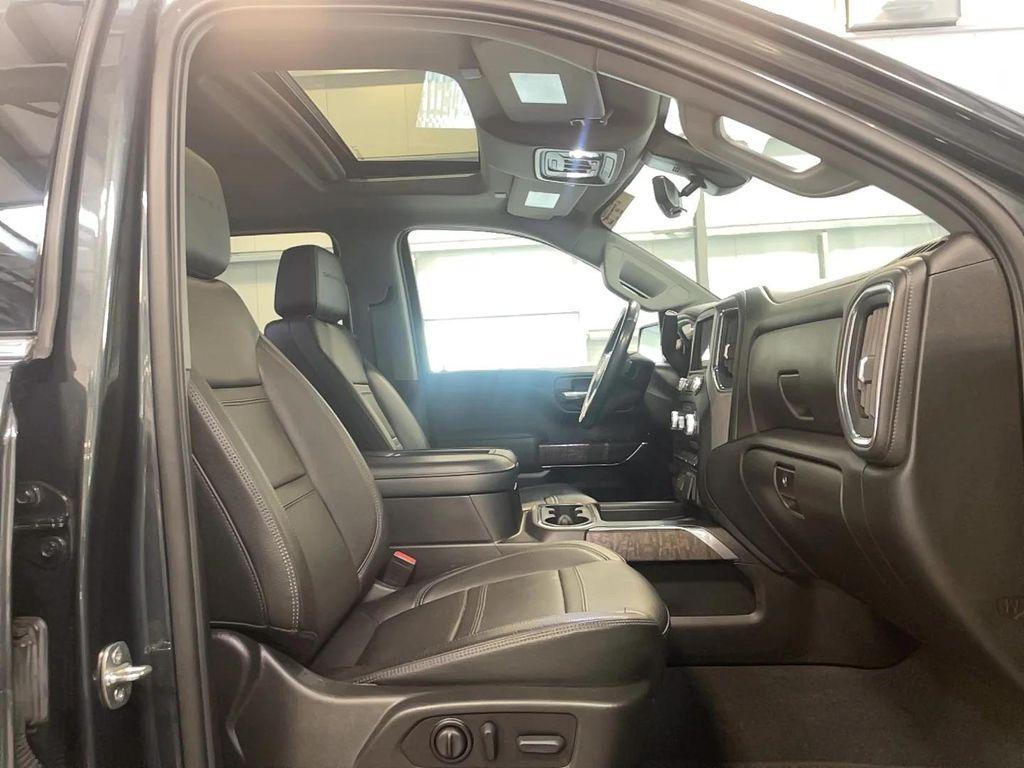 used 2022 GMC Sierra 1500 car, priced at $43,821