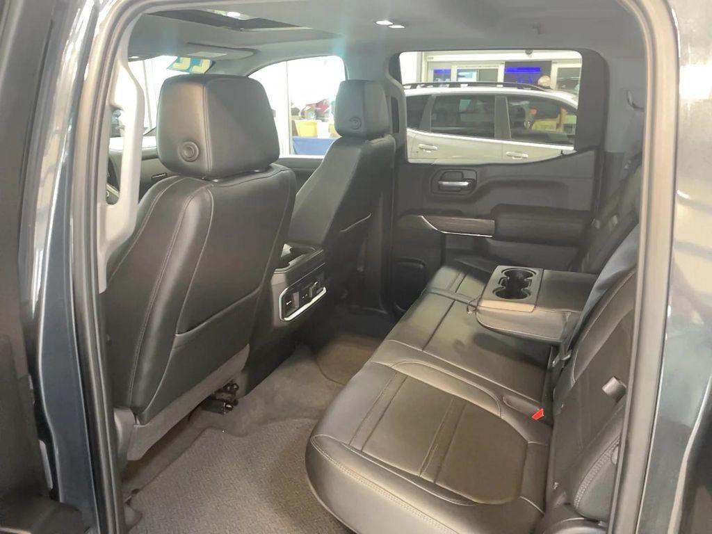 used 2022 GMC Sierra 1500 car, priced at $43,821