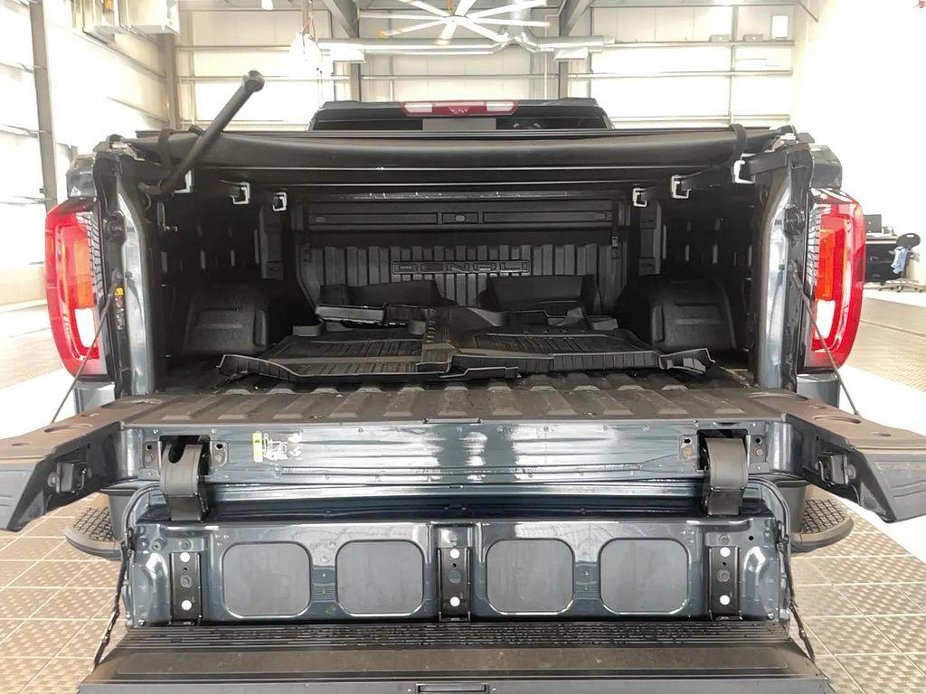 used 2022 GMC Sierra 1500 car, priced at $43,821