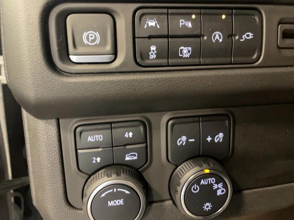 used 2022 Chevrolet Tahoe car, priced at $51,921