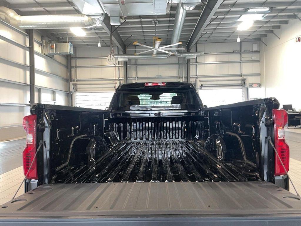 used 2025 Chevrolet Silverado 1500 car, priced at $34,921