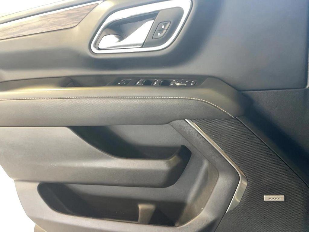 used 2023 Chevrolet Suburban car, priced at $50,921