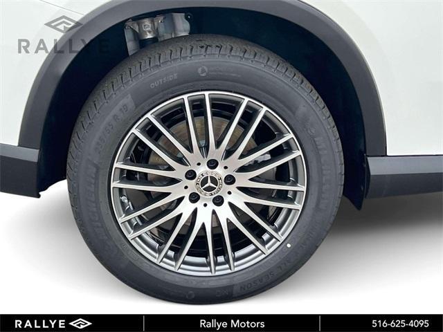 new 2026 Mercedes-Benz GLC 300 car, priced at $56,935