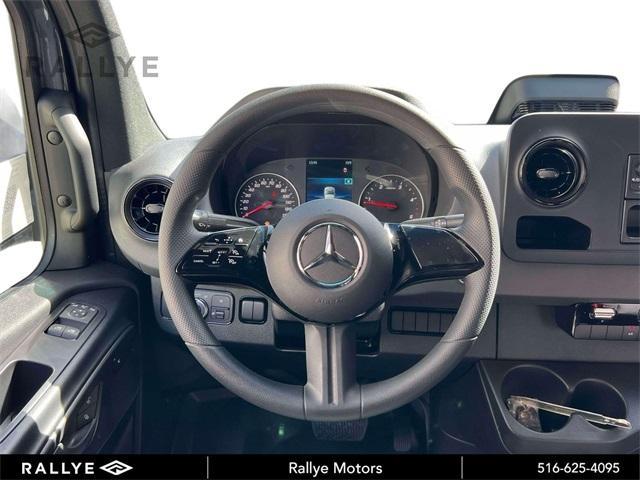 new 2025 Mercedes-Benz Sprinter 2500 car, priced at $70,173