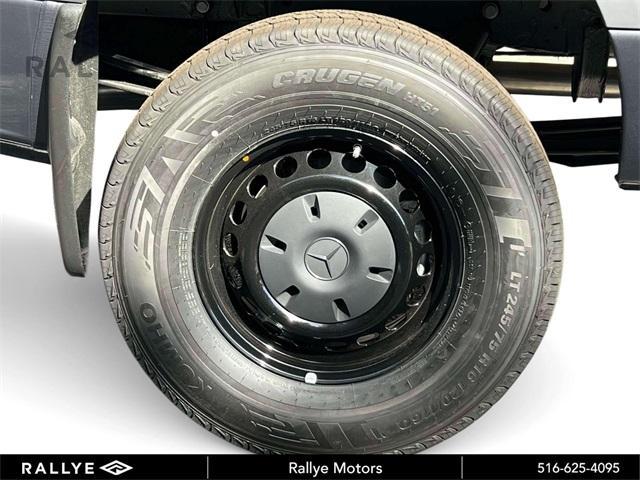 new 2025 Mercedes-Benz Sprinter 2500 car, priced at $70,173