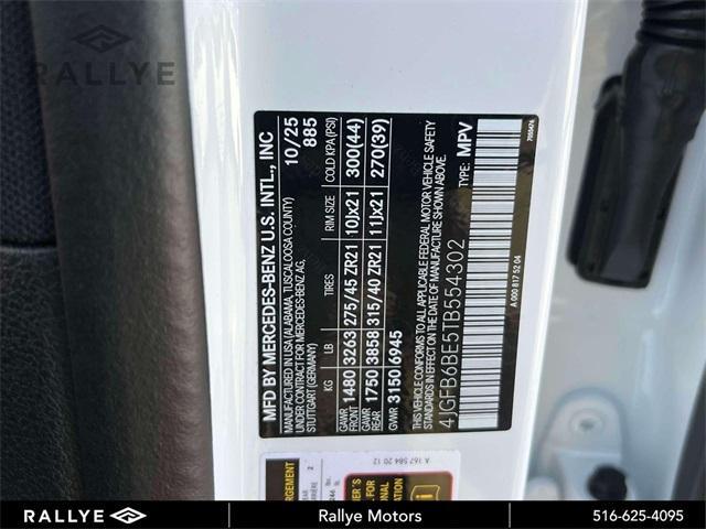 new 2026 Mercedes-Benz AMG GLE 53 car, priced at $112,225