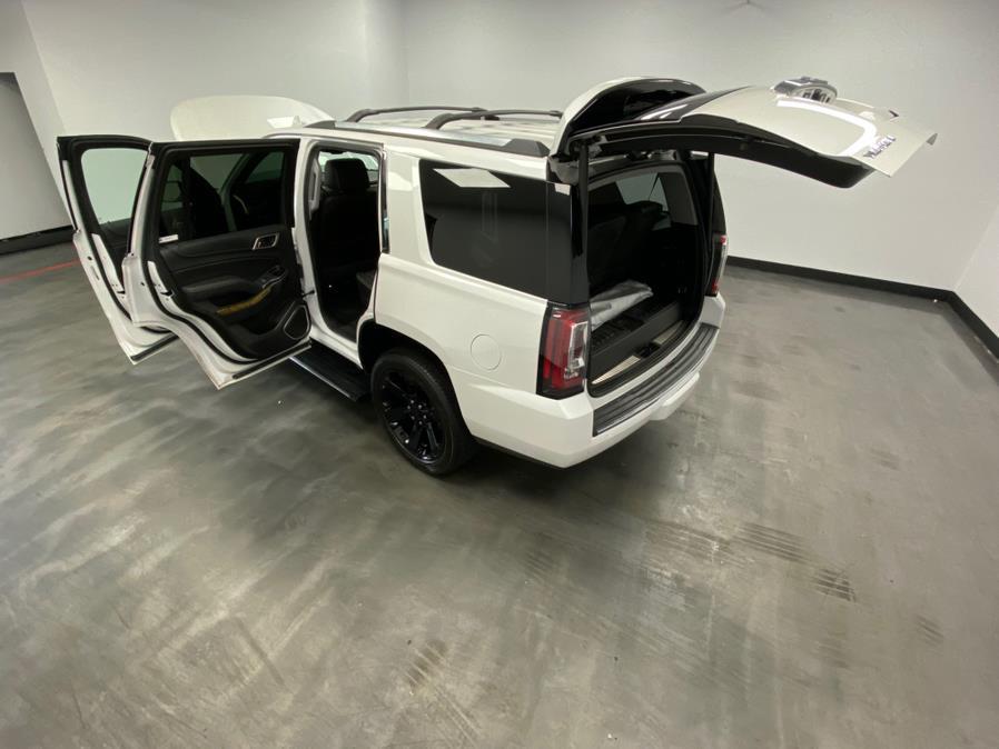 2017 Summit White GMC Yukon
