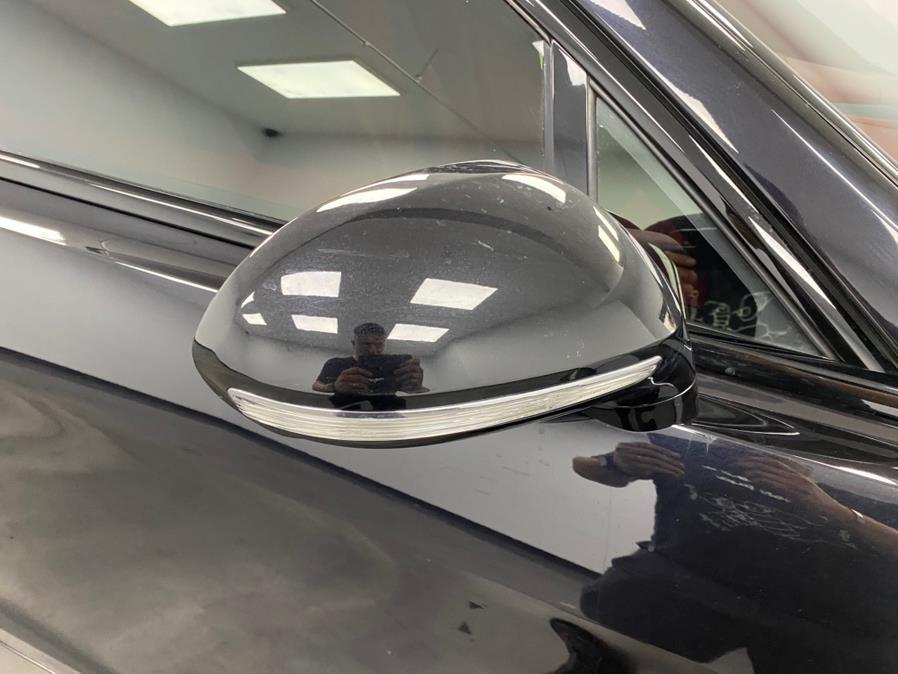 used 2018 Bentley Flying Spur car, priced at $92,897