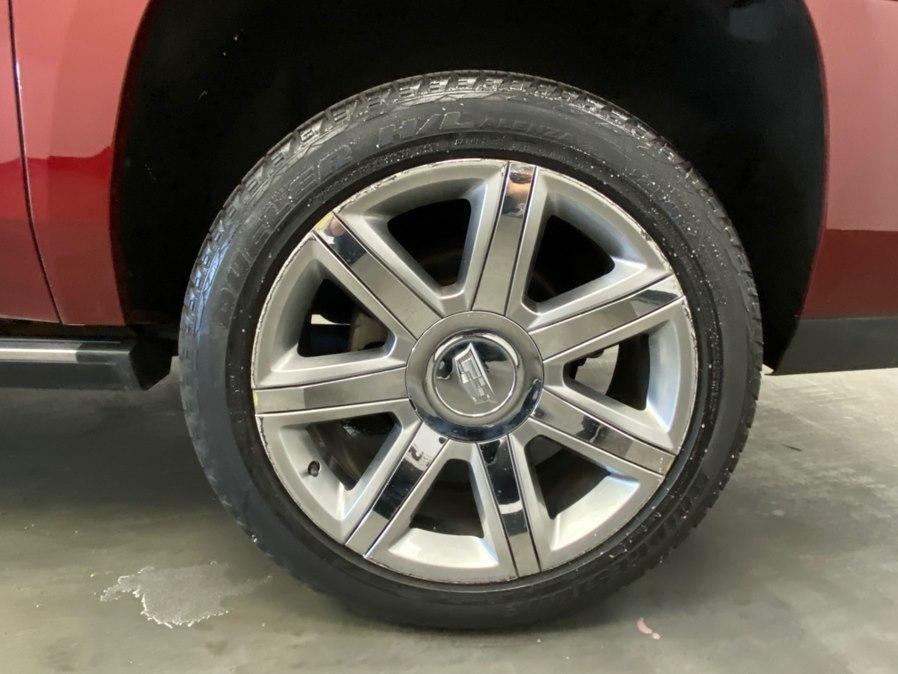 used 2019 Cadillac Escalade ESV car, priced at $34,897