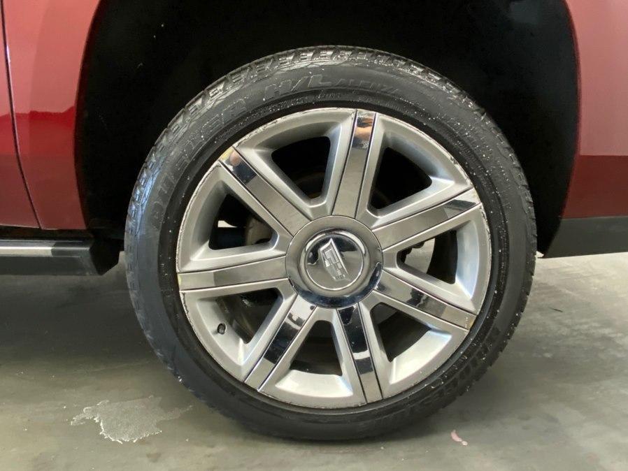 used 2019 Cadillac Escalade ESV car, priced at $34,897