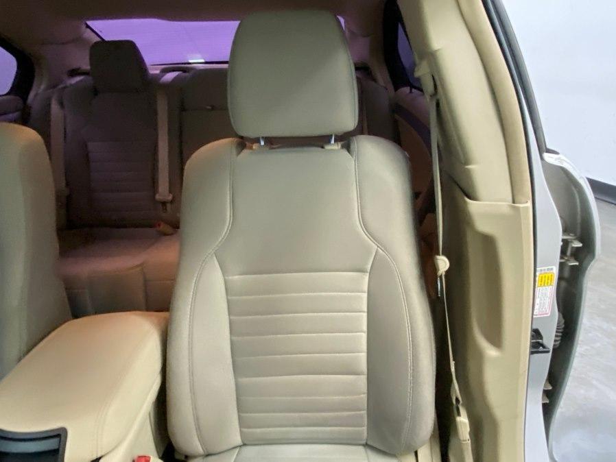 used 2013 Ford Taurus car, priced at $8,995