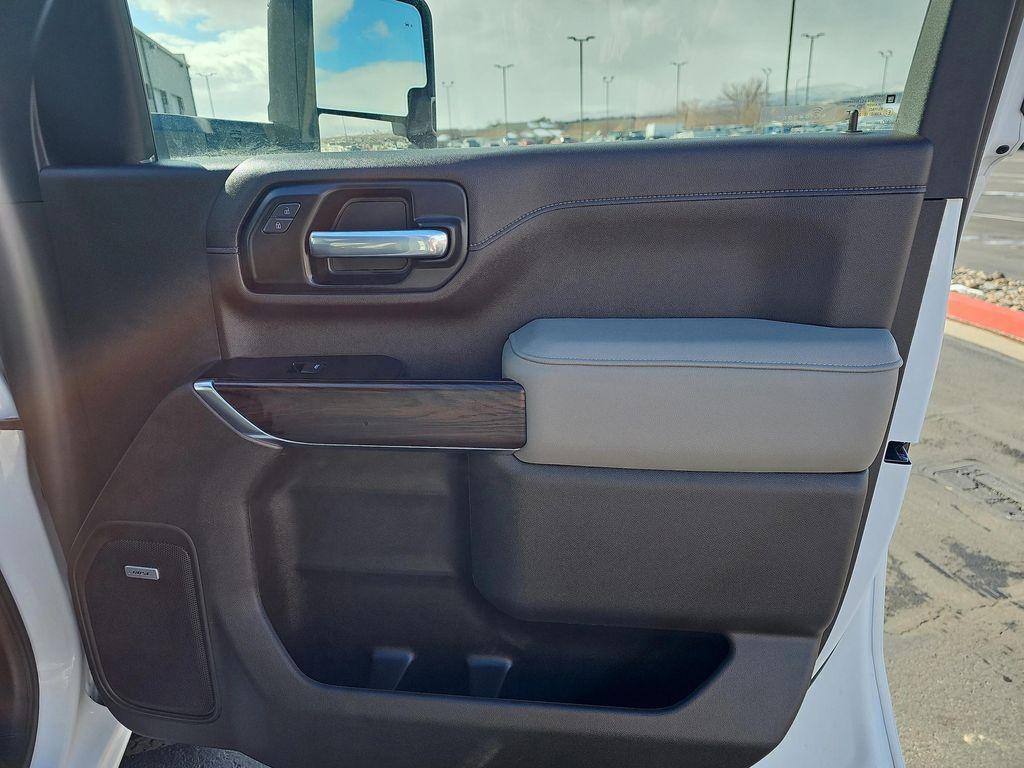 used 2021 GMC Sierra 2500 car, priced at $56,998