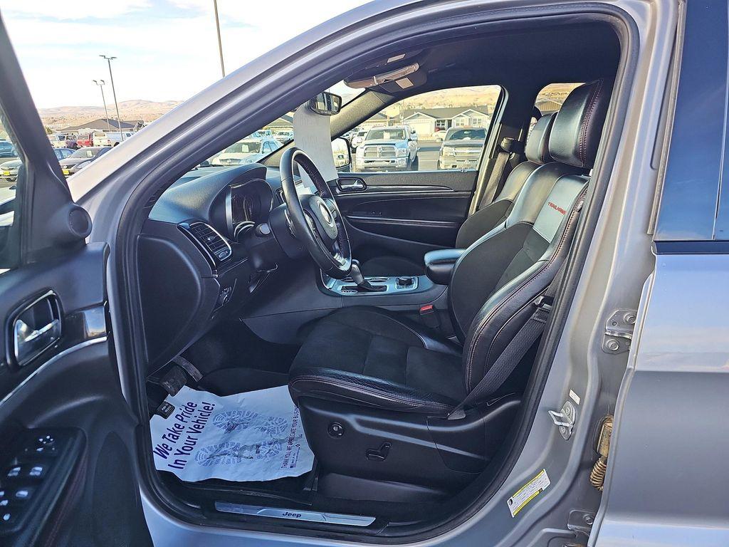 used 2019 Jeep Grand Cherokee car, priced at $22,497