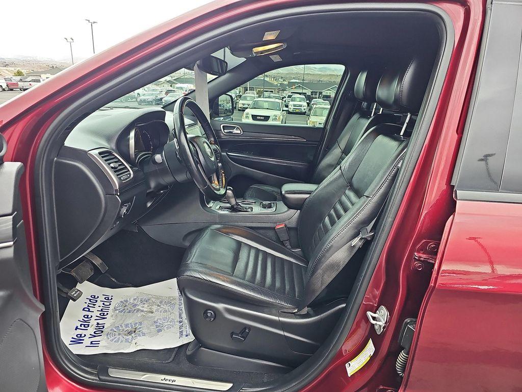 used 2020 Jeep Grand Cherokee car, priced at $25,499