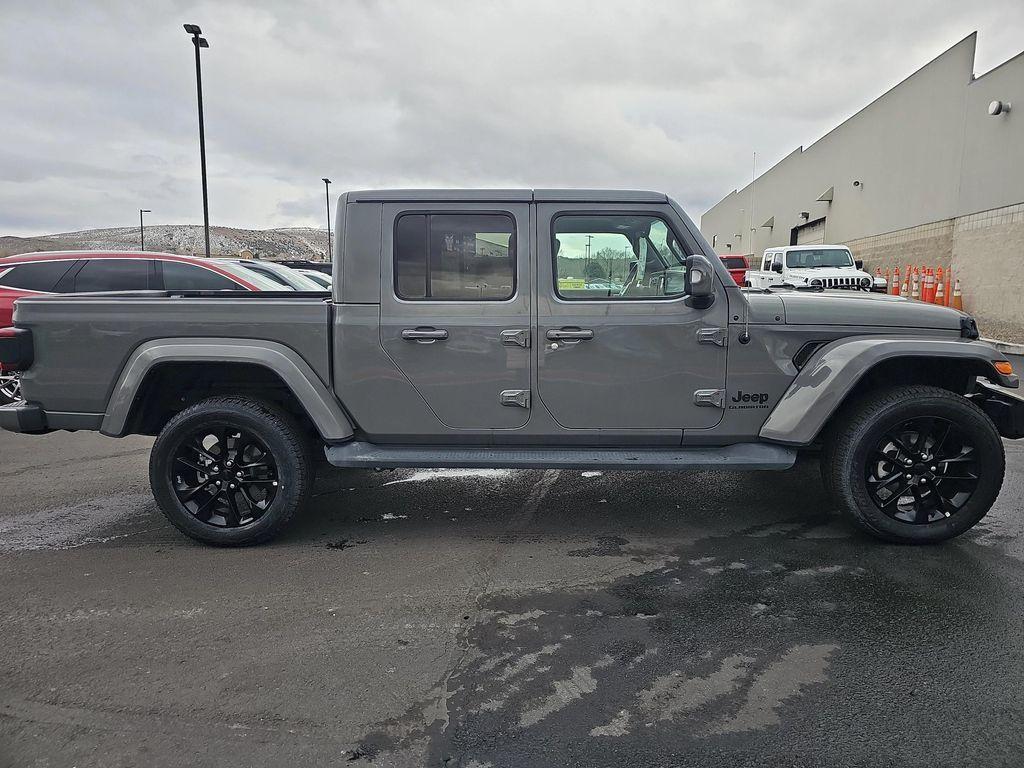 used 2022 Jeep Gladiator car, priced at $35,997
