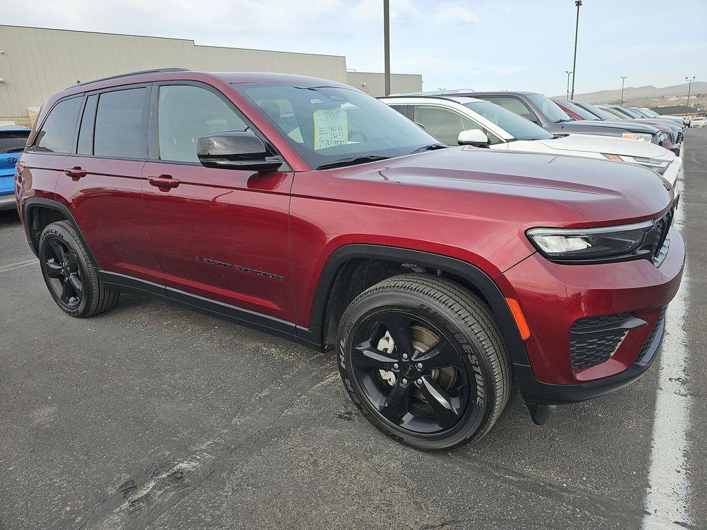 used 2023 Jeep Grand Cherokee car, priced at $34,499