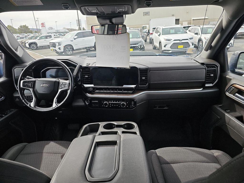 used 2022 Chevrolet Silverado 1500 car, priced at $39,999