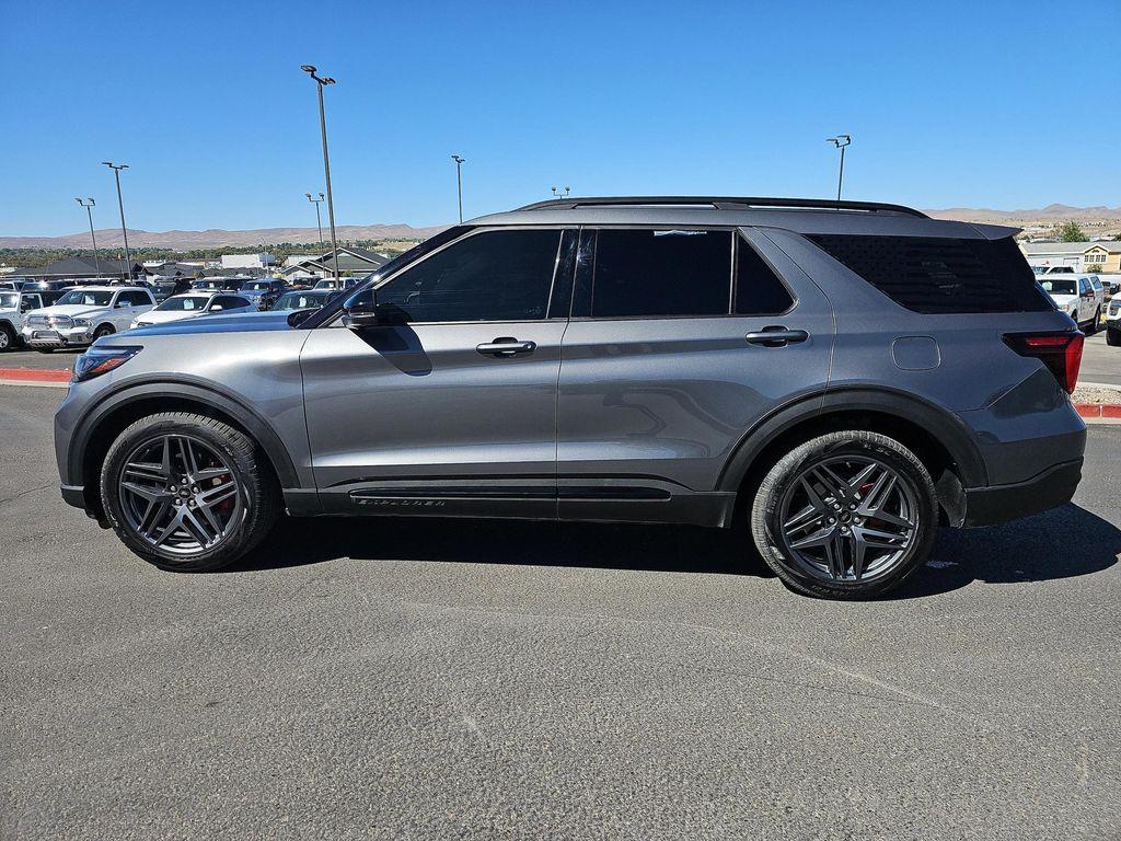 used 2025 Ford Explorer car, priced at $49,994