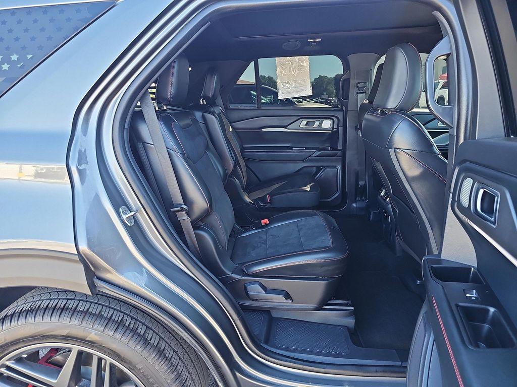 used 2025 Ford Explorer car, priced at $49,994