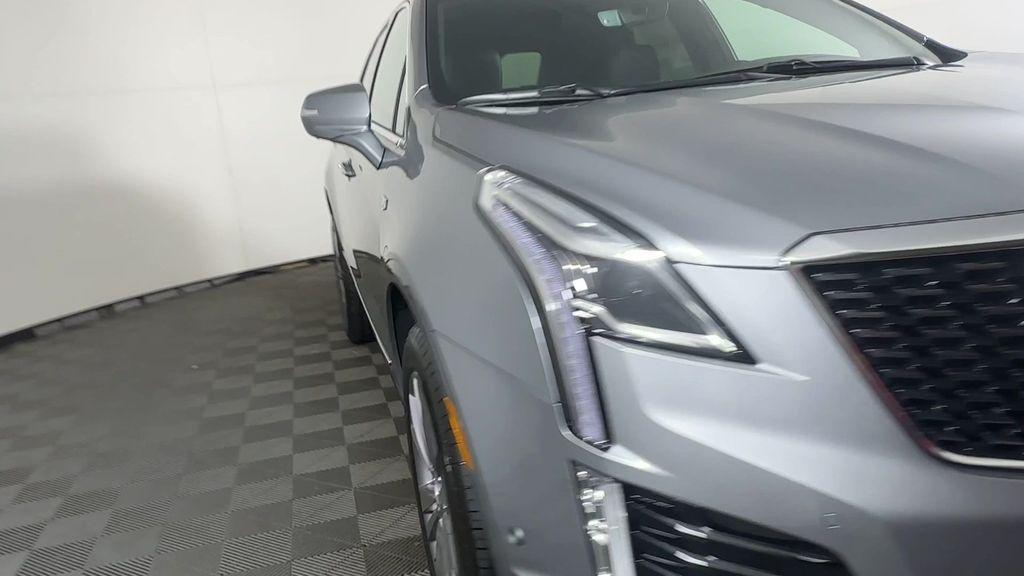 new 2026 Cadillac XT5 car, priced at $57,190