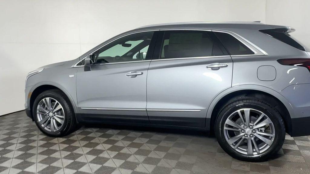 new 2026 Cadillac XT5 car, priced at $57,190