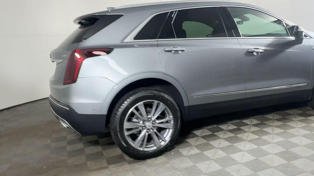 new 2026 Cadillac XT5 car, priced at $57,190