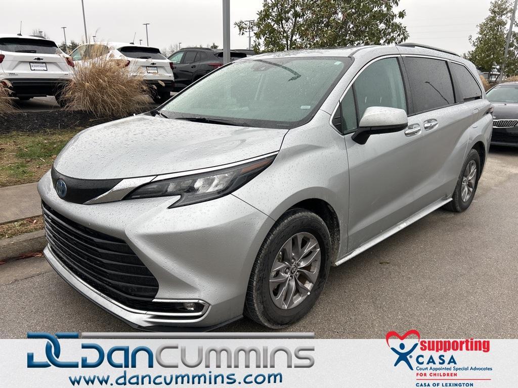 used 2024 Toyota Sienna car, priced at $37,587