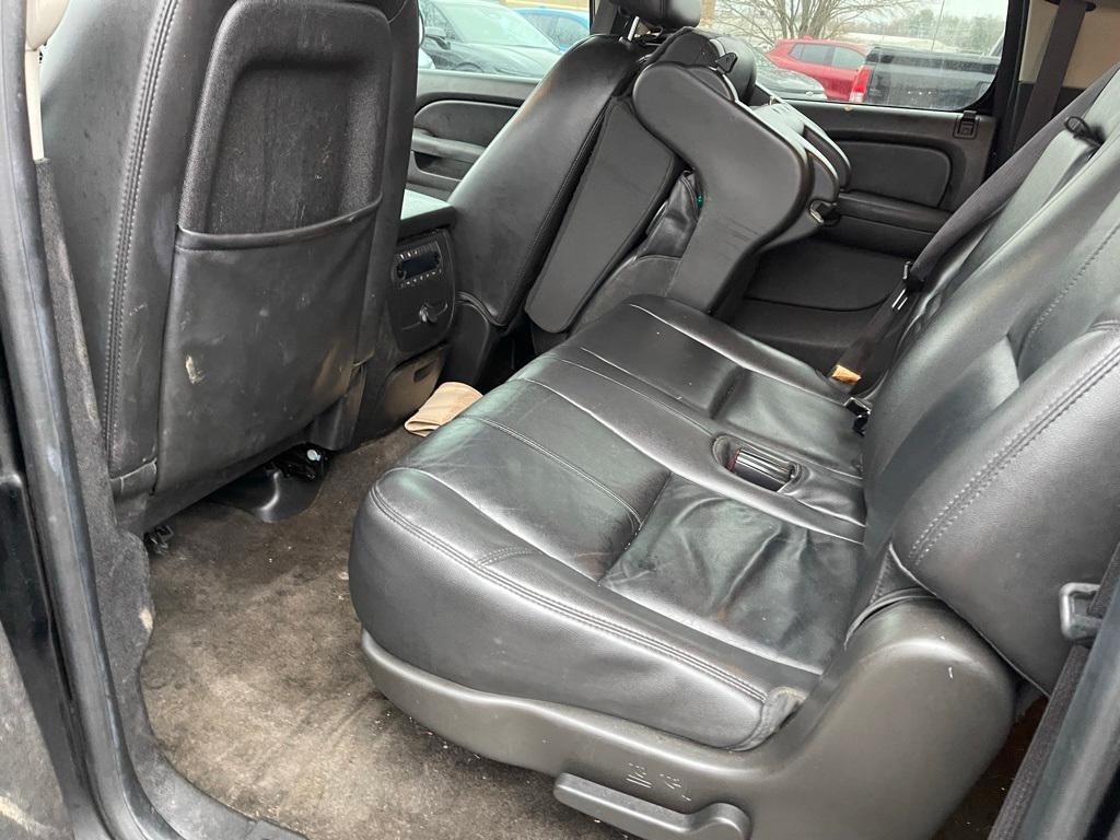 used 2014 Chevrolet Suburban car, priced at $8,900