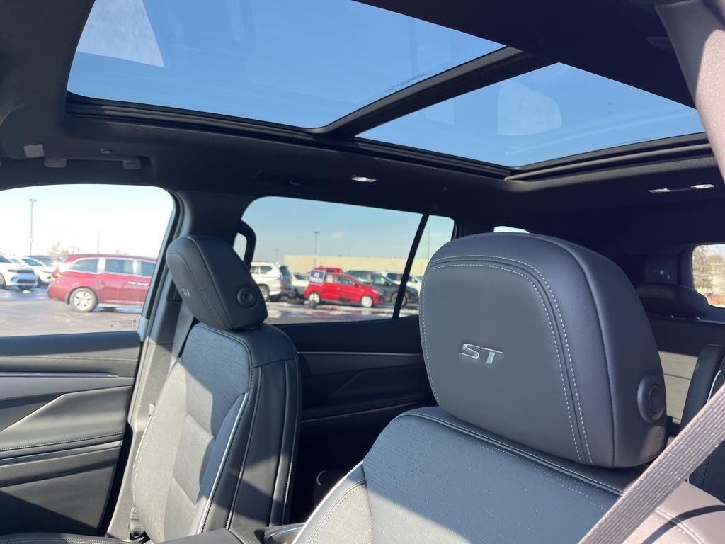 new 2026 Buick Enclave car, priced at $54,043