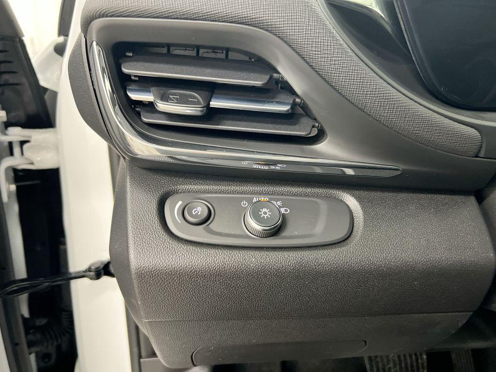 new 2026 Buick Envista car, priced at $26,962